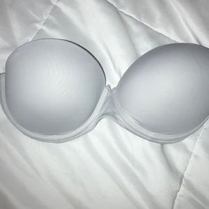 White push-up Victoria secret bra